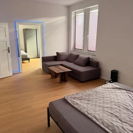 Modern In - Near Hanover *